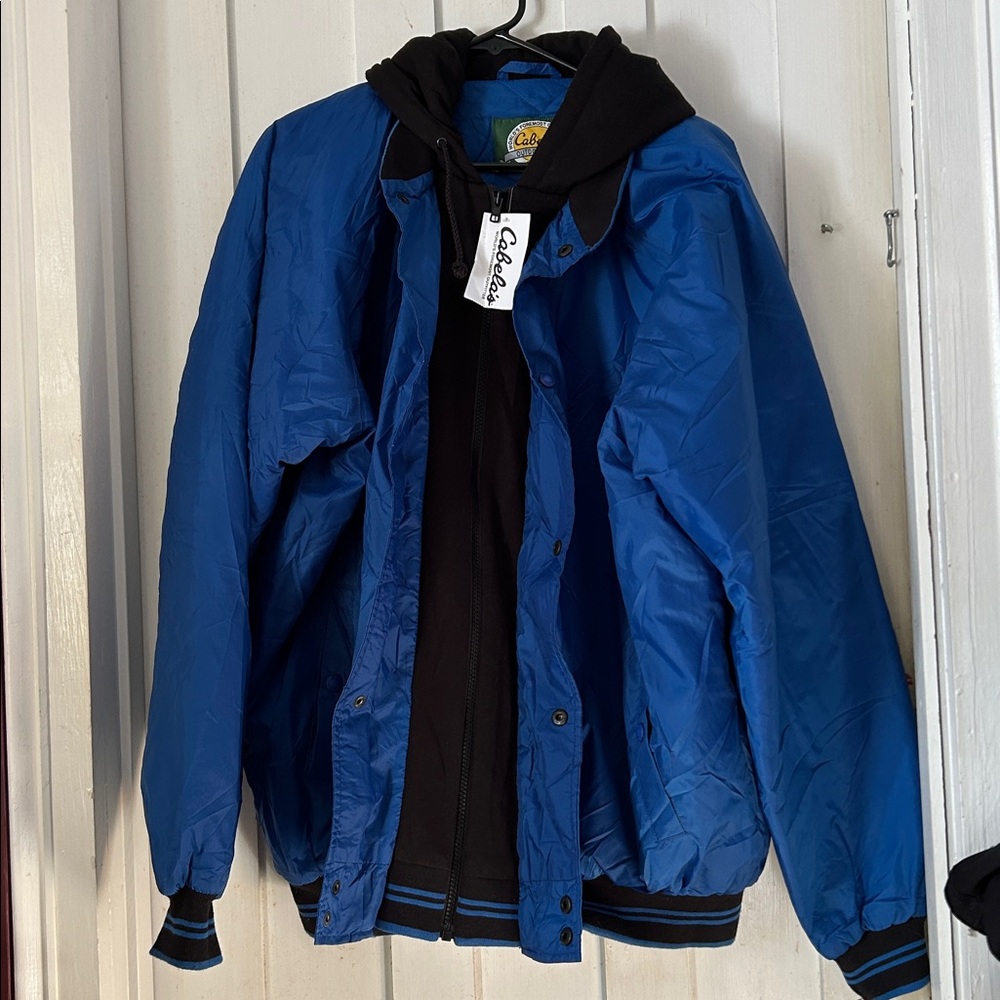 NWT Cabela’s Hooded Outdoor Gear Fishing Jacket 2XL Varsity Style Quilted Nylon